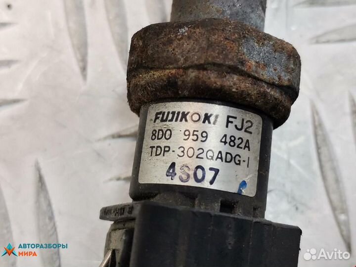 Радиатор кондиционера Volkswagen Passat B3 1997