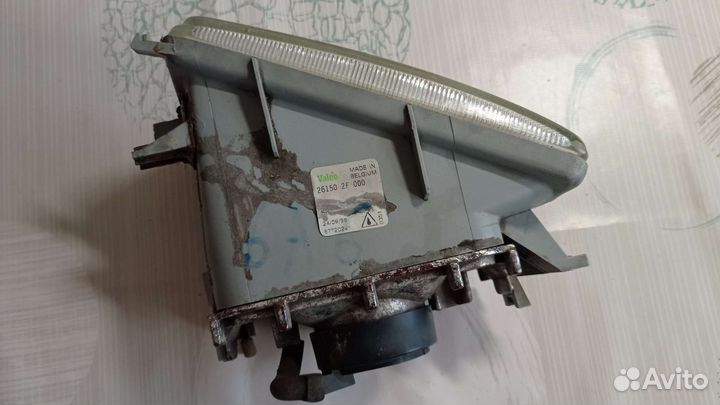 Тротивотуманные фары Nissan Primera P11