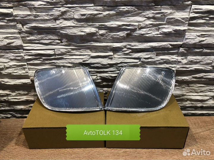 Указатель поворота Фольксваген Passat B4