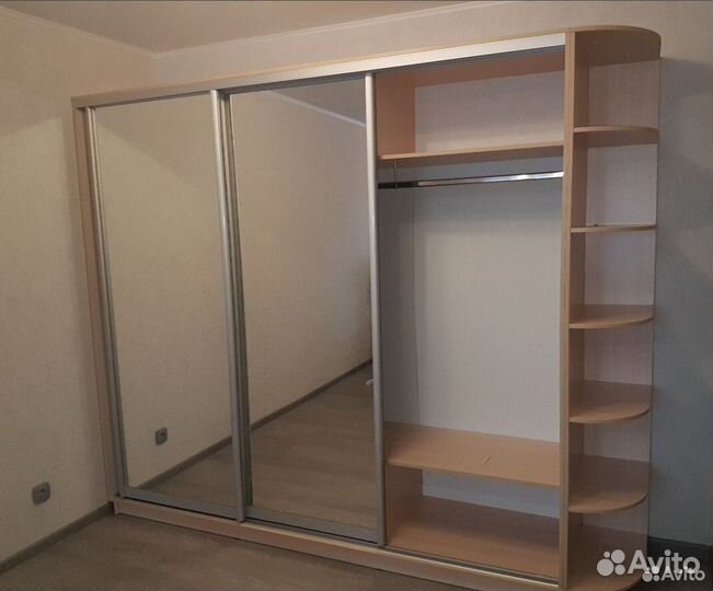 Шкаф купе зеркальный