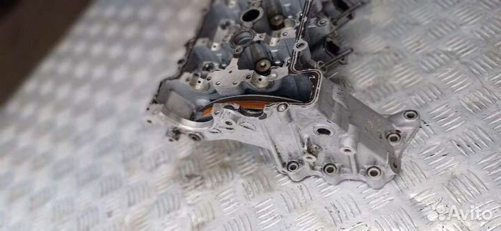 Головка блока цилиндров BMW 7 E38 2000