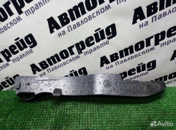 Уплотнитель крыла левый Toyota Camry ACV40 2AZ