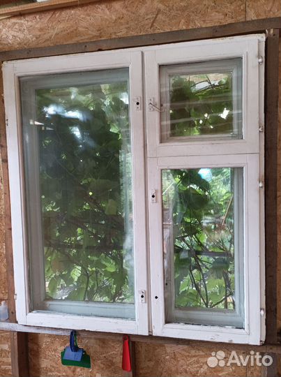 Окно деревянное 140х130 см