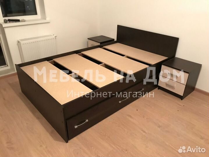 Кровать