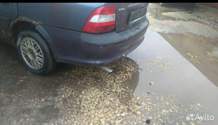 Бампер задний Опель Вектра В