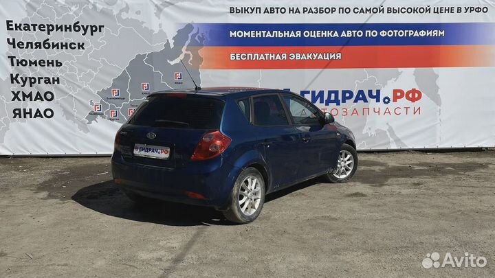 Зеркало заднего вида Kia Ceed (ED) 85101-27000