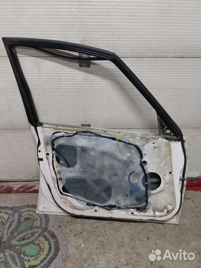 Дверь тойота опа передняя левая