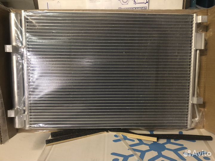 Радиатор кондиционера Хендэ Солярис с 2010 по 2017