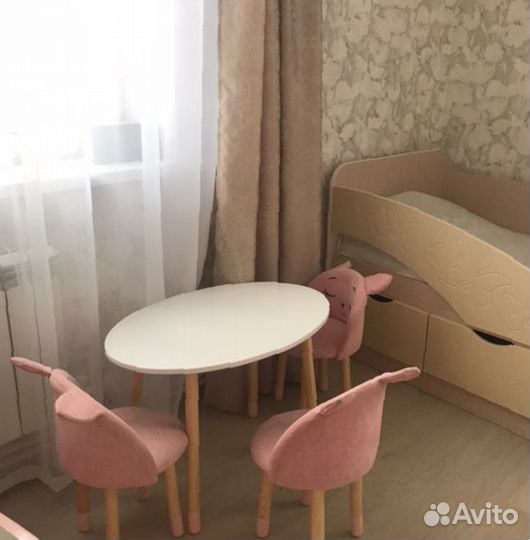 Детский стол и стул