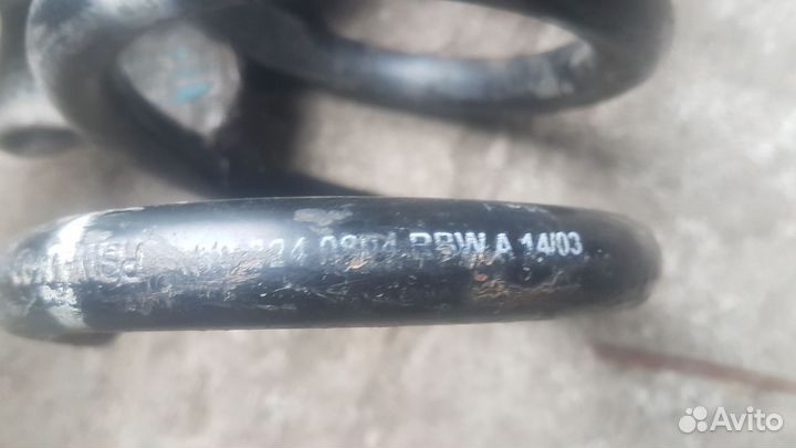 Передние пружины w140