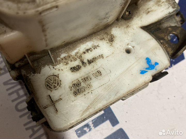 Замок двери передний левый VW 1H0862153