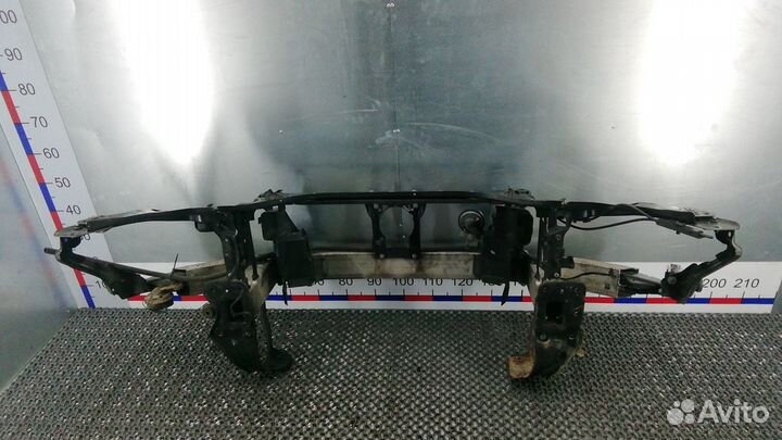 Передняя панель мерседес Е 211 (телевизор)