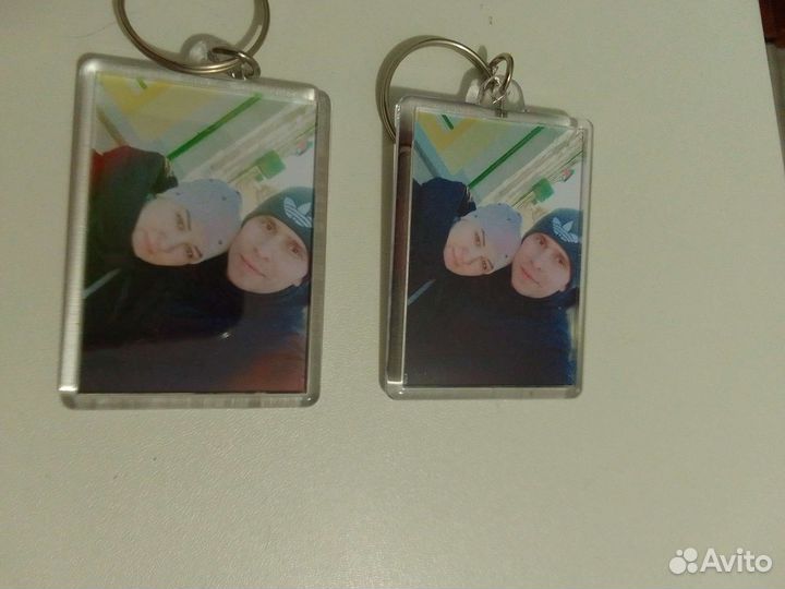 Брелки, рамки, магниты с вашей фотографией