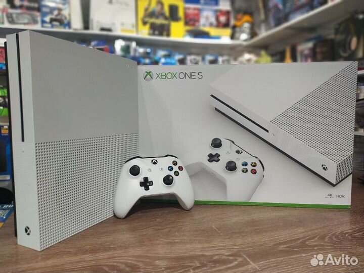 Xbox One S 1000GB в коробке на гарантии
