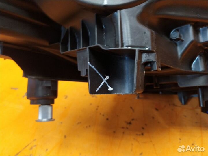 Фара левая Porsche Cayenne 3 PO536 2017-Нв