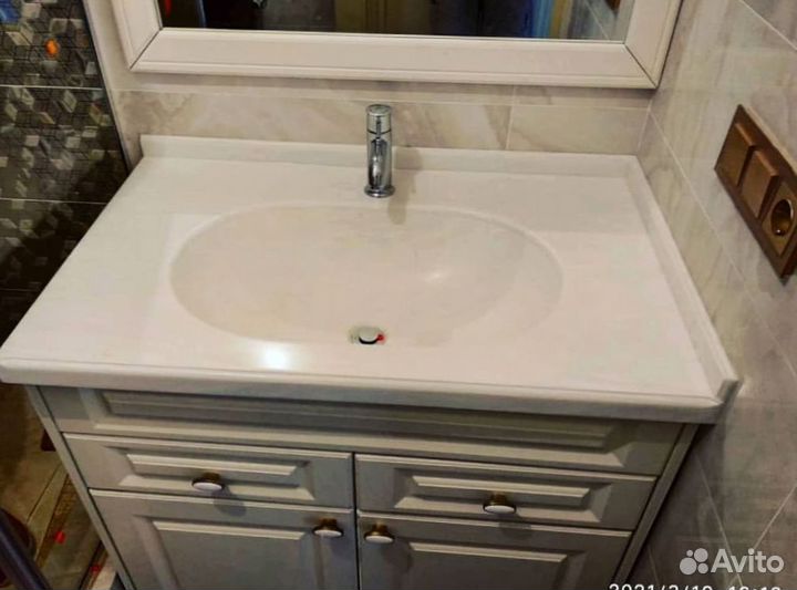 Столешница для ванной из искуственного камня