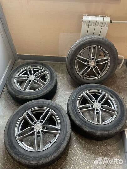 Комплект летних колес R16 Hyundai Creta