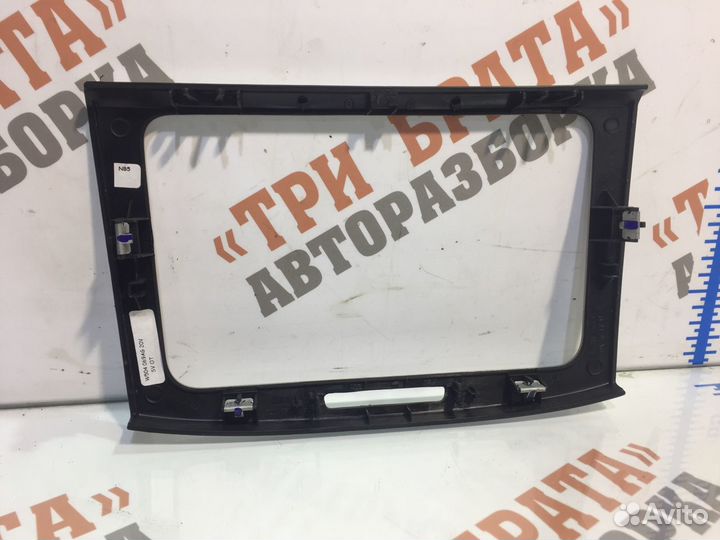 Фольксваген Пассат Накладка магнитолы