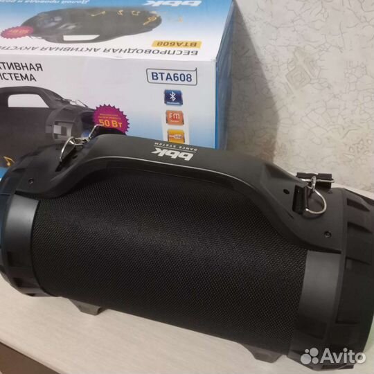 Блютуз колонка с радио