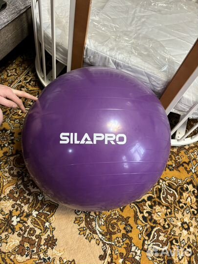 Гимнастический мяч фитбол