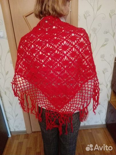 Платок шерстяной ажурный