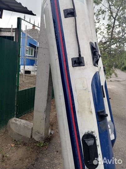 Моторная лодка