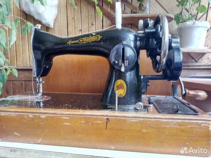 Швейная машинка