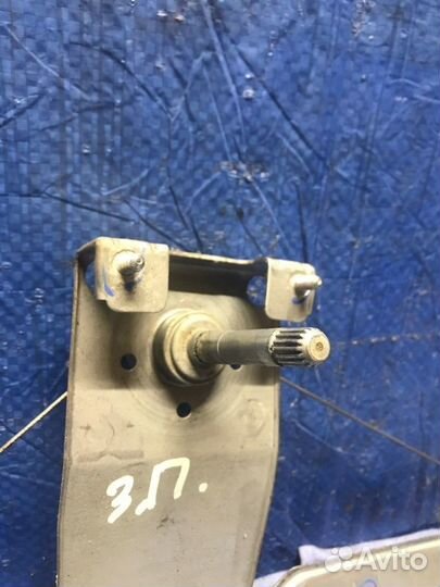 Стеклоподъемник задний правый Renault Duster F4R