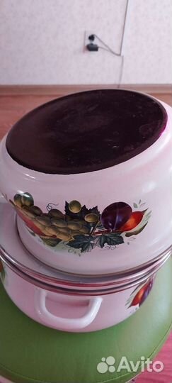 Кастрюли эмалированные