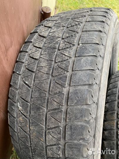 Bridgestone Blizzak DM-V3 255/55 R18