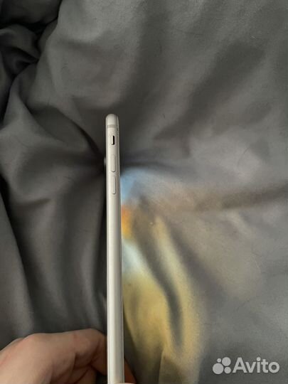 iPhone 8 Plus, 64 ГБ