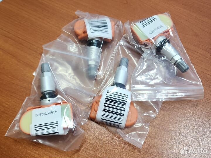 5Q0907275F Комплект 4 шт