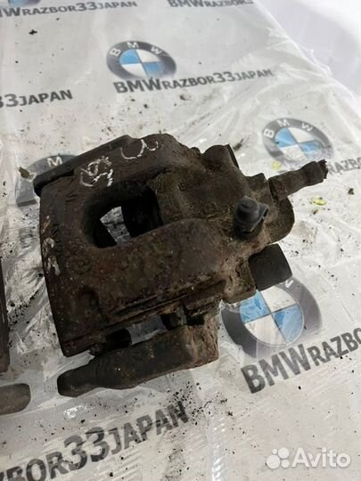 Суппорта задняя Bmw Е65 седан N62B36 2003