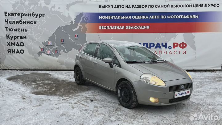 Ручка двери наружная передняя правая Fiat Punto (199)