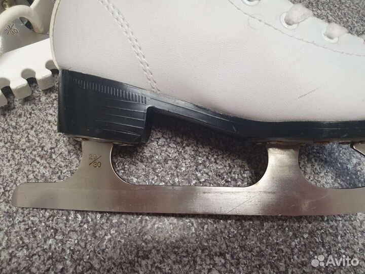 Коньки. Размер 29-30, 19 см +сумка