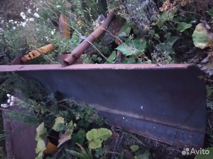Отвал на т-150