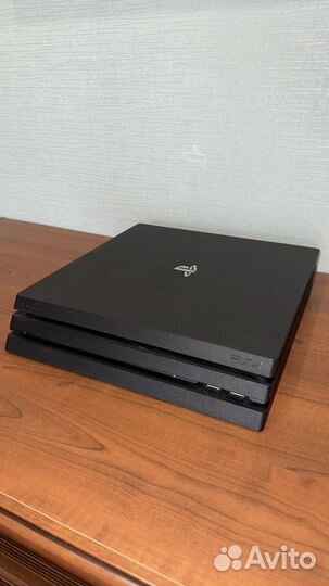 Sony PS4 pro 1tb