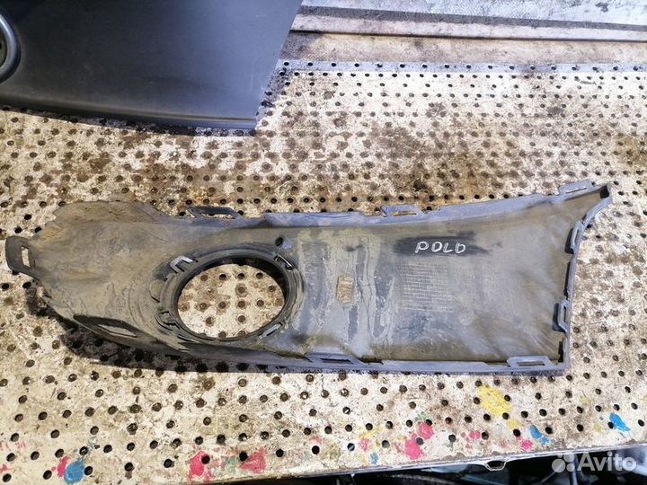 Накладка противотуманной фары Volkswagen Polo Seda