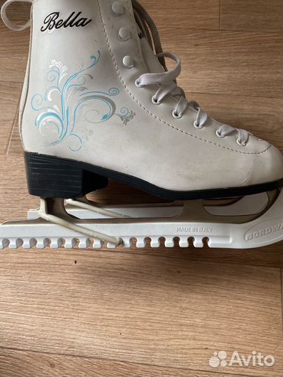 Коньки фигурные женские 36 размер