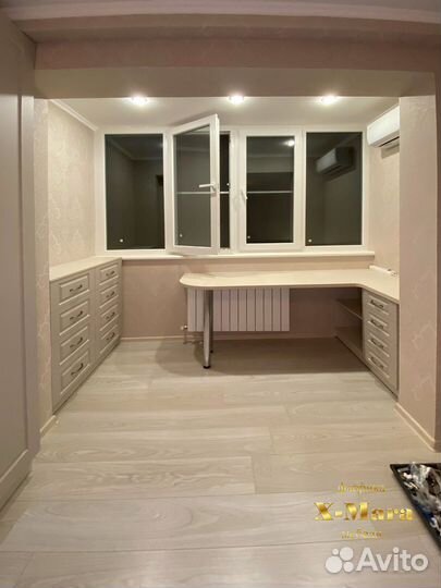 Стол письменный