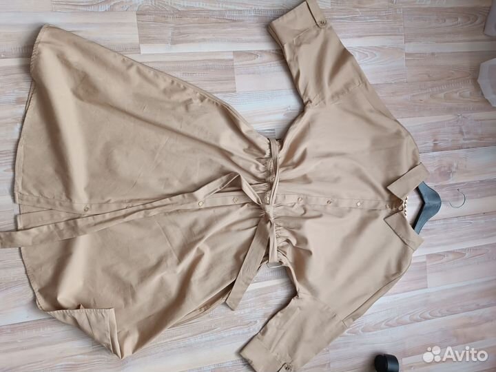 Платье бежевое 46 mohito