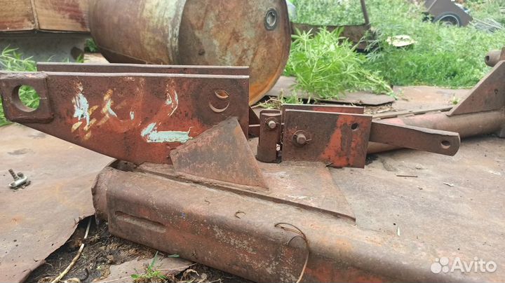 Треугольник к 700