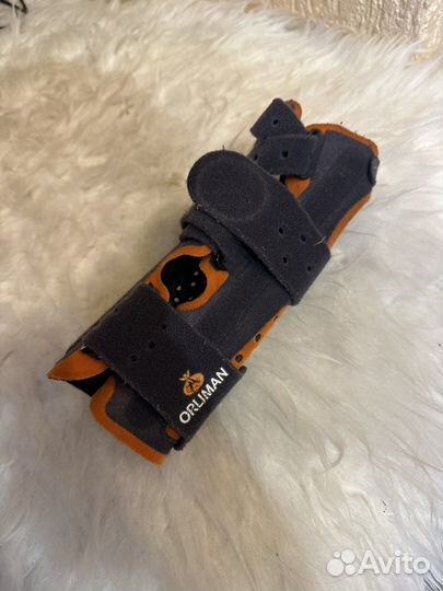 Тутор лангет на левую руку