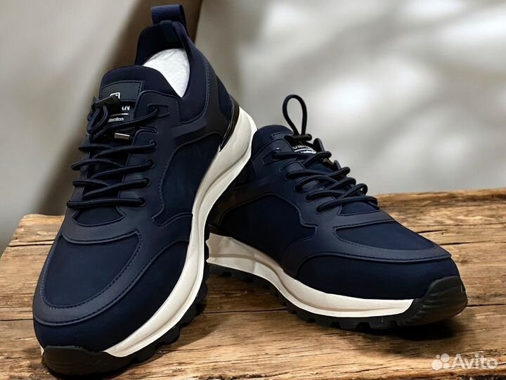 Кроссовки мужские Romitan