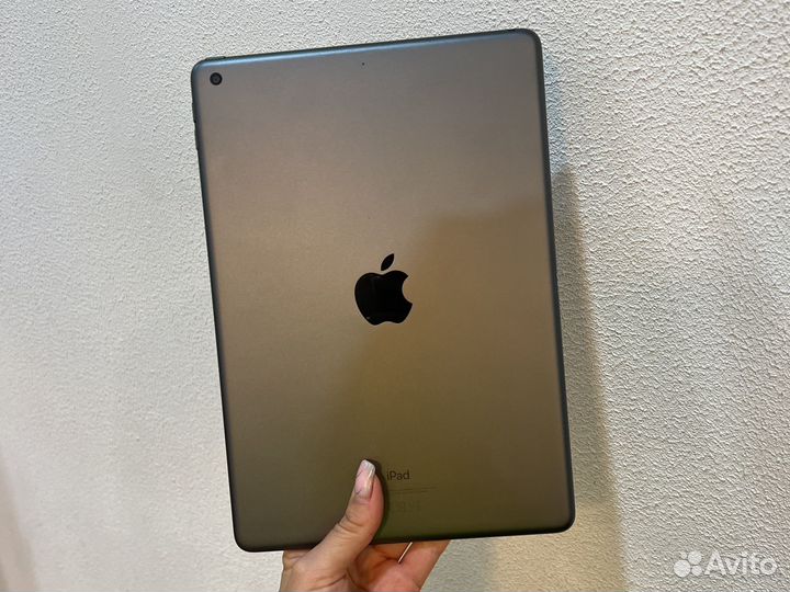 Apple iPad 2019 wifi 32Gb Graphite 99 в идеале