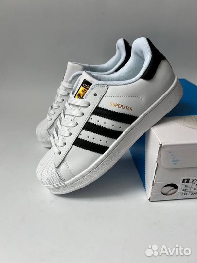 Кроссовки Adidas superstar