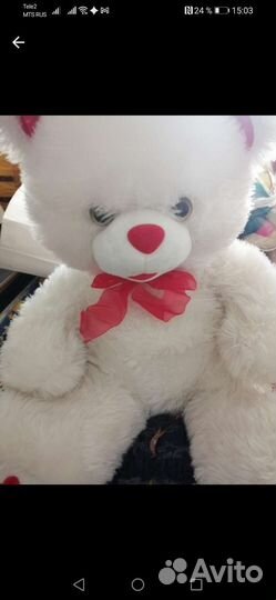 Большой плюшевый мишка