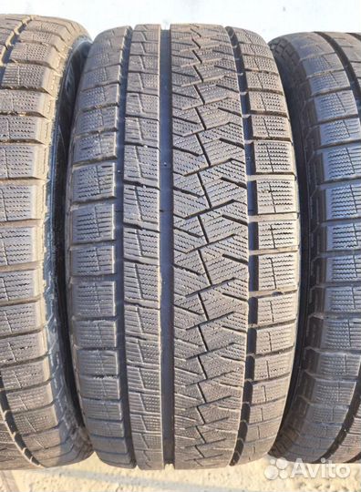 Pirelli Ice Asimmetrico 235/50 R18 97Q