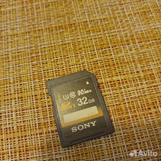 Nikon Coolpix b500 + аккумулятор, sd карта и сумка