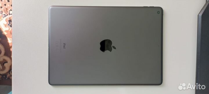iPad 8 поколения 2020 32 GB Wifi